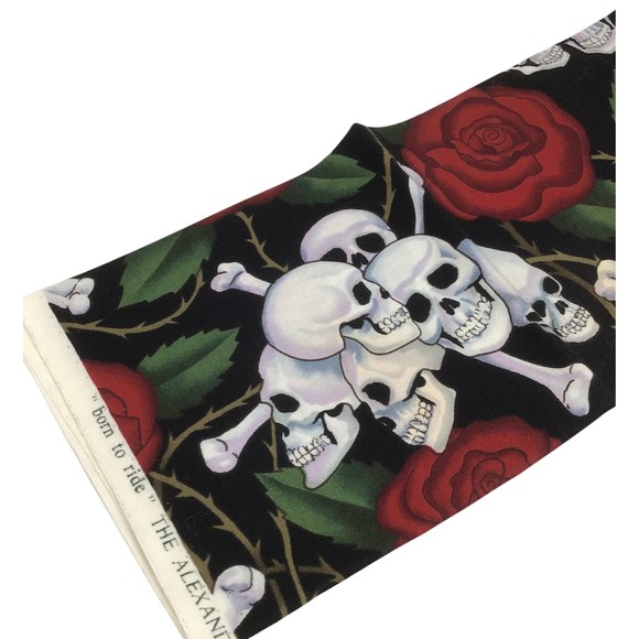 Skulls Bones Red Roses Fabric Born to Ride Alexander Henry 2002 Fat Quarter NEW - Picture 2 of 3